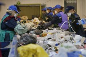  Работа предприятия по переработке отходов. Фото с сайта Lenta.Ru 