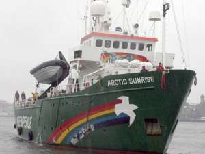 Ледокол Greenpeace Arctic Sunrise после деcяти месяцев ареста покинул Россию. Фото: Global Look Press