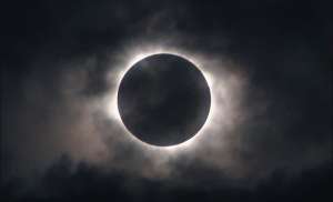 Лунное затмение. Фото: http://news.mail.ru