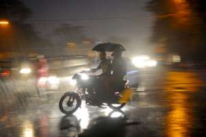  Ливневые дожди, Индия, 23 апреля 2015 года. Фото: Abhishek N. Chinnappa / Reuters