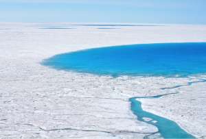  Исследователи обнаружили, что из озера Норт-Лейк за два часа исчезло 45,5 млрд литров воды ©pinterest.com