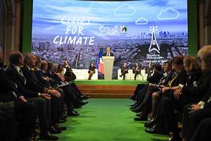 Саммит в Париже. Фото: Stephane de Sakutin / AP