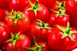 Употребление томатов дает более быстрое насыщение – а значит, вы съедите меньше!