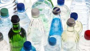 Химикат, заменивший бисфенол А в пластиковых бутылках, может быть ещё более опасным. Фото Global Look Press.