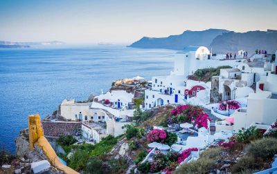 Второй приятной новостью для российских туристов станет более доступная продажа туров в Грецию на южное побережье острова Крит. 