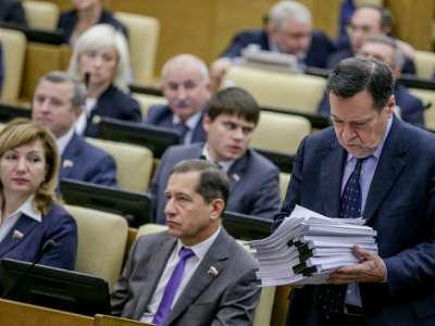 Глава комитета Госдумы по бюджету и налогам Андрей Макаров © Фото с сайта duma.gov.ru