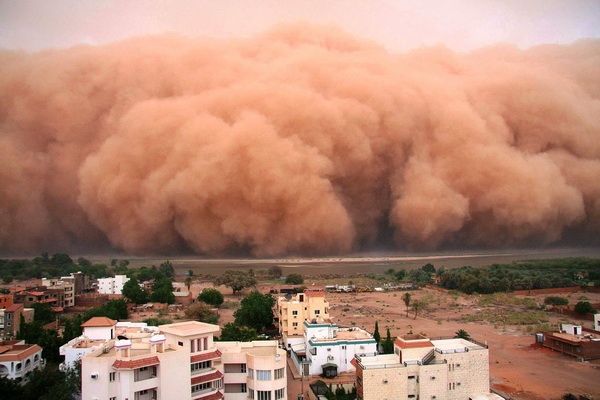 Впечатляющие песчаные бури